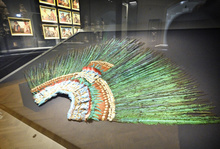 Der Penacho im Weltmuseum Wien