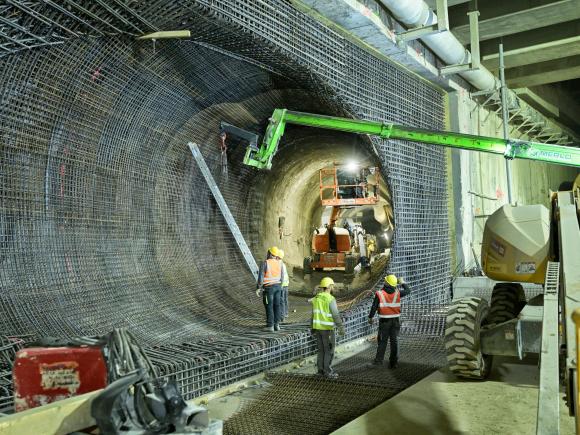 Arbeiten in einem U Bahn Tunnel